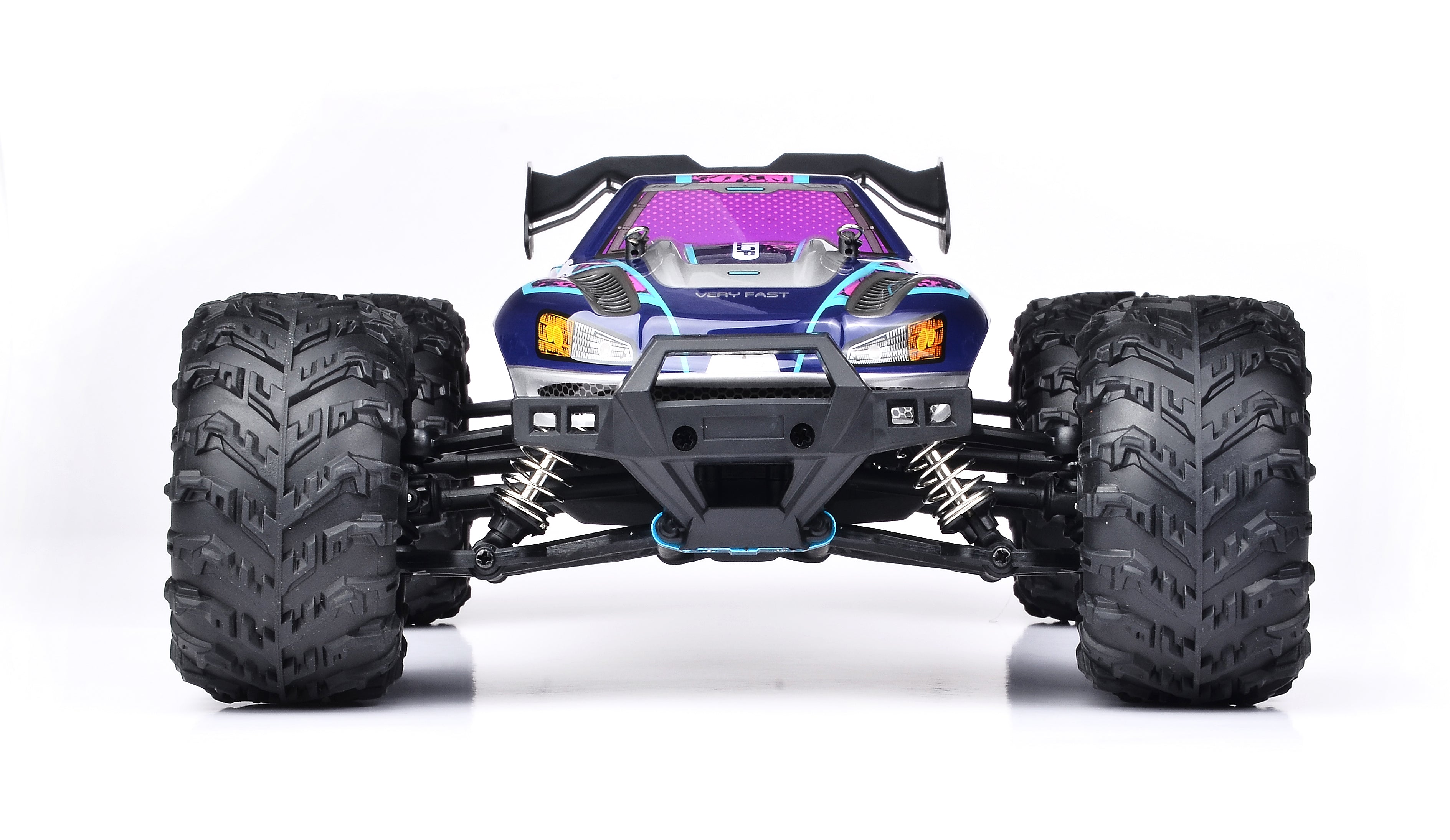 Rapidly: The Durable Speedster RC Car (38 KM/H) with Optional Additional Battery Upgrade